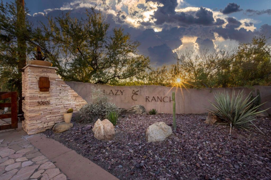 LAZY RC RANCH - WICKENBURG