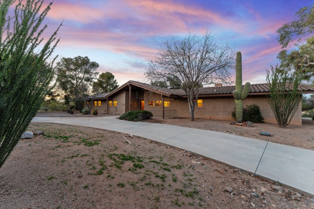1710 LOMA LINDA DRIVE - WICKENBURG
