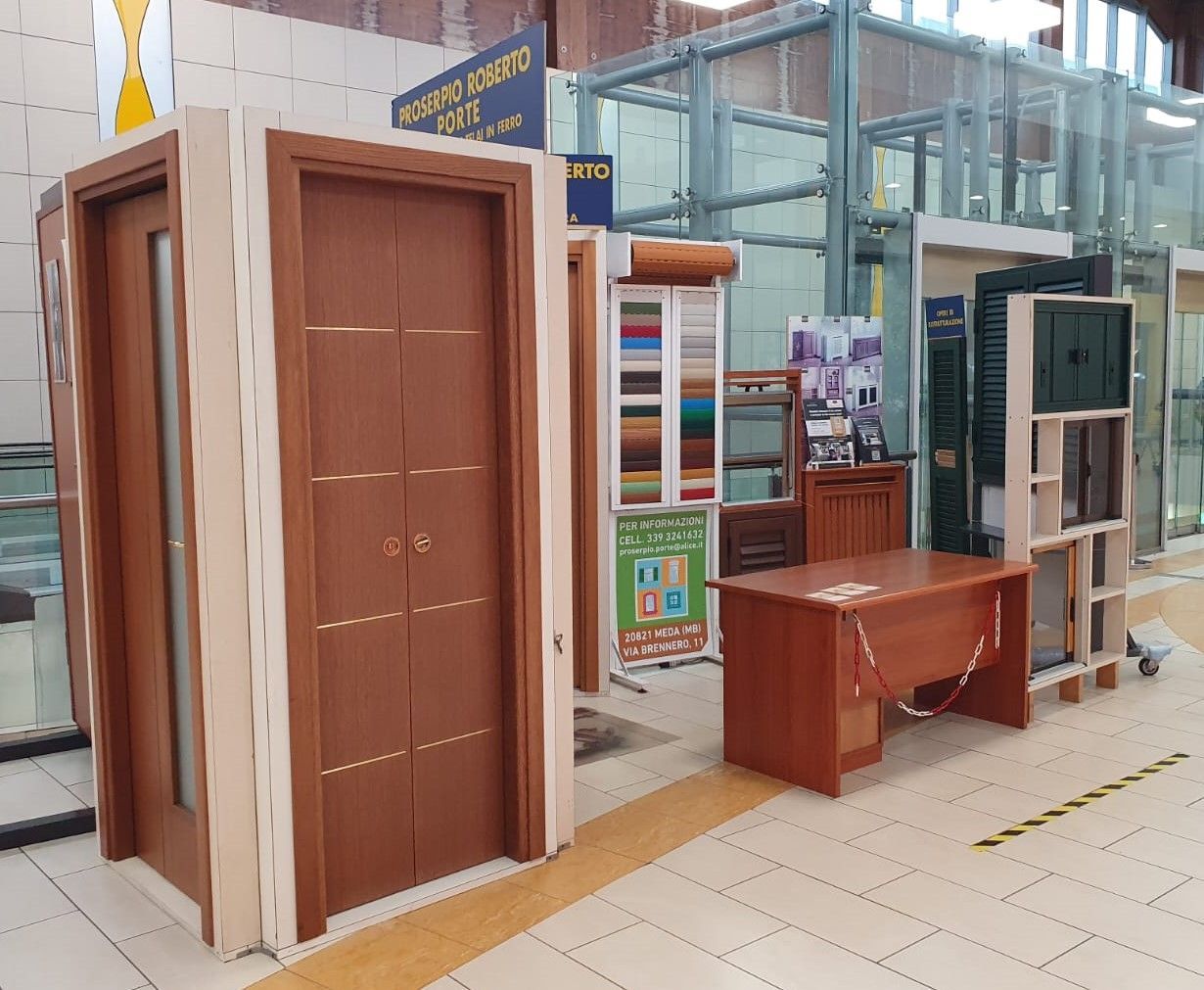 Porte, serramenti, tapparelle, persiane, inferriate e cancelli a Cormano