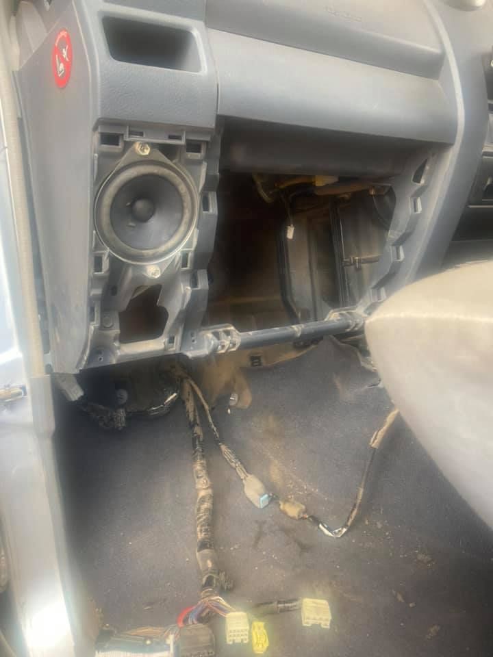 a speaker is missing from the dashboard of a car — Auto Electrician Armidale