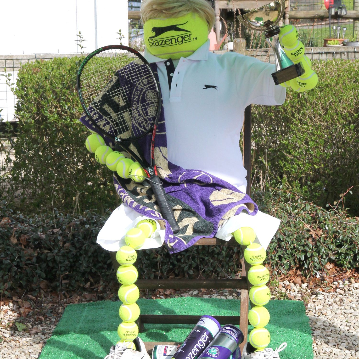 BORIS BECKER SCARECROW