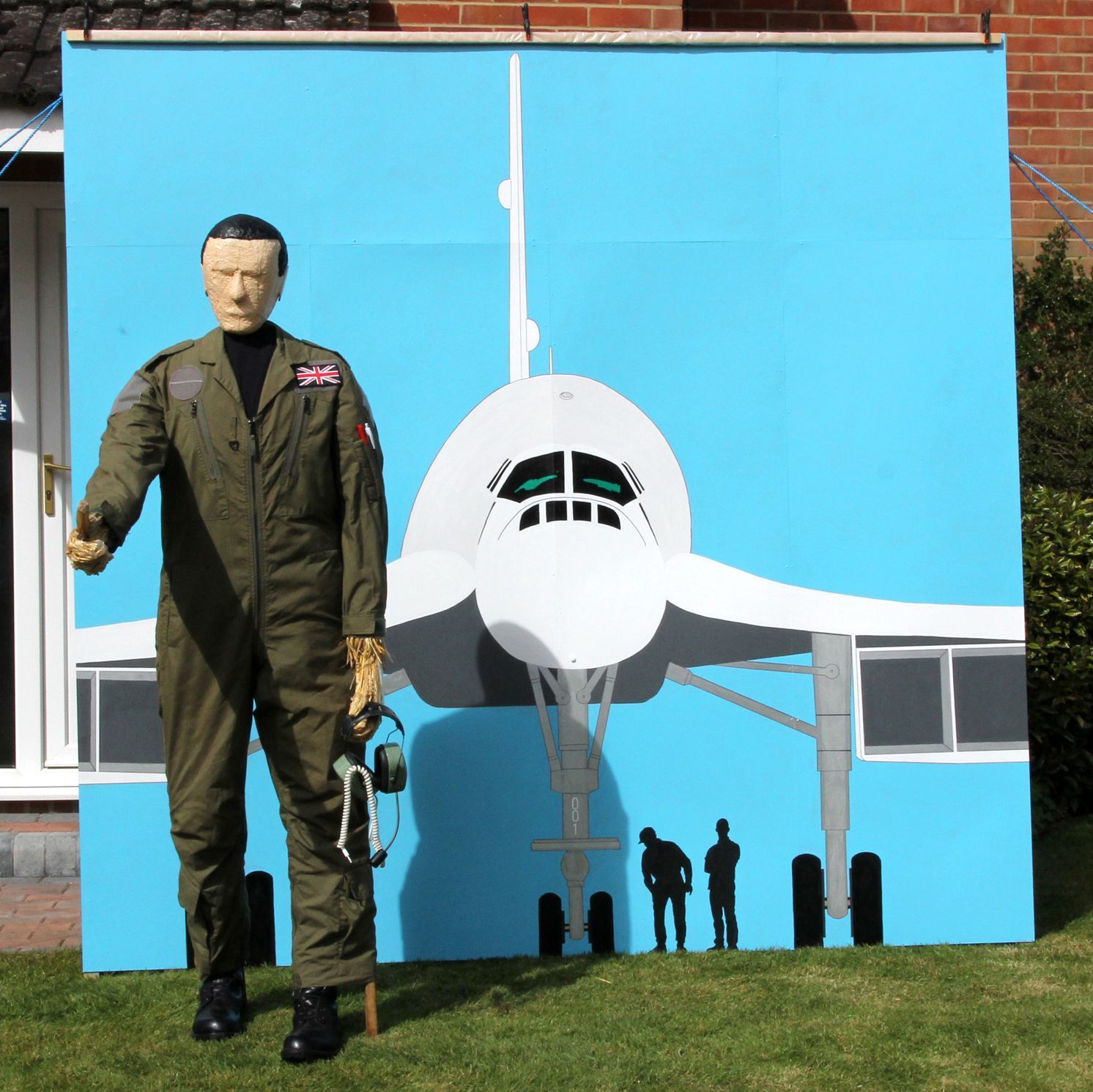 BRIAN TRUBSHAW SCARECROW