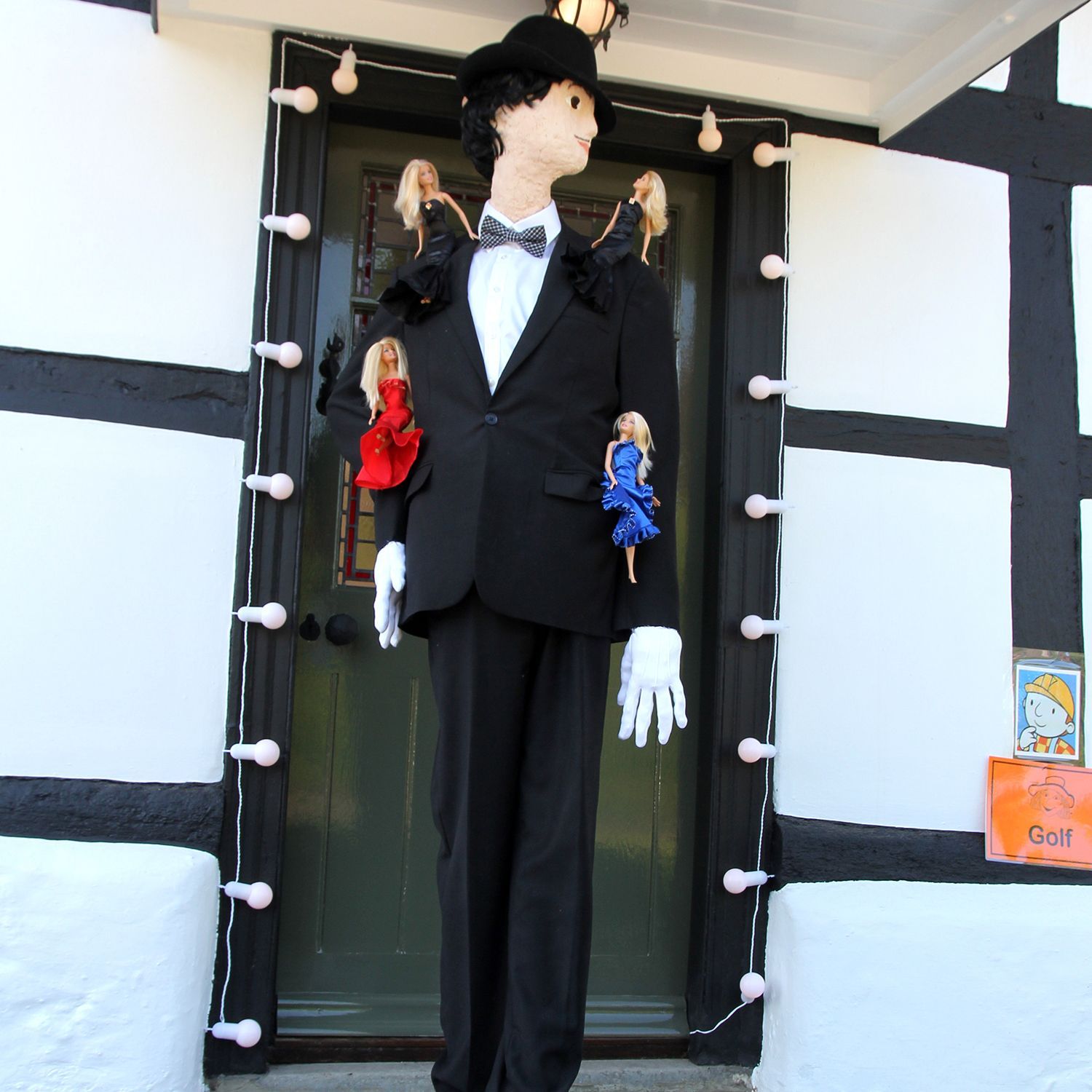 SCARECROW GUYS AND DOLLS