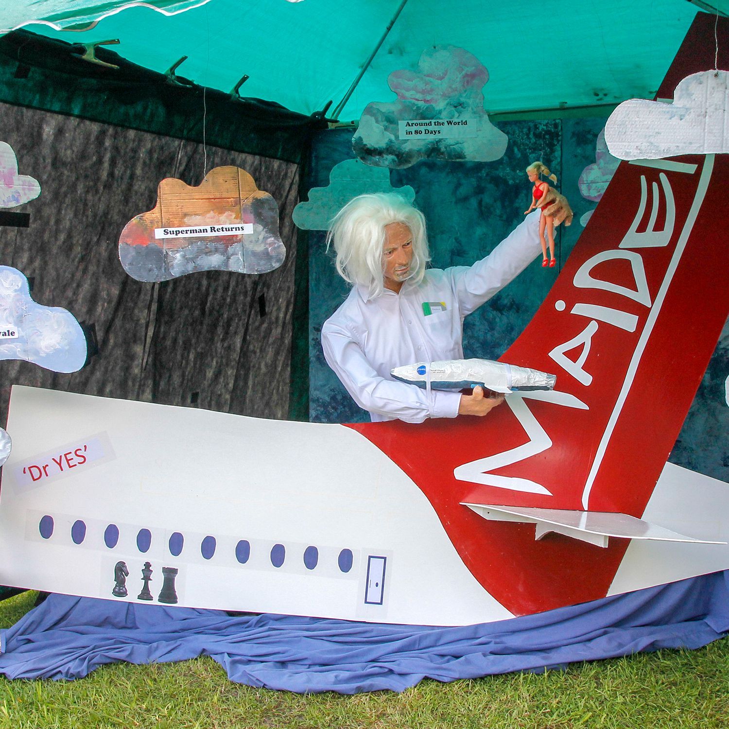 SCARECROW SIR RICHARD BRANSON