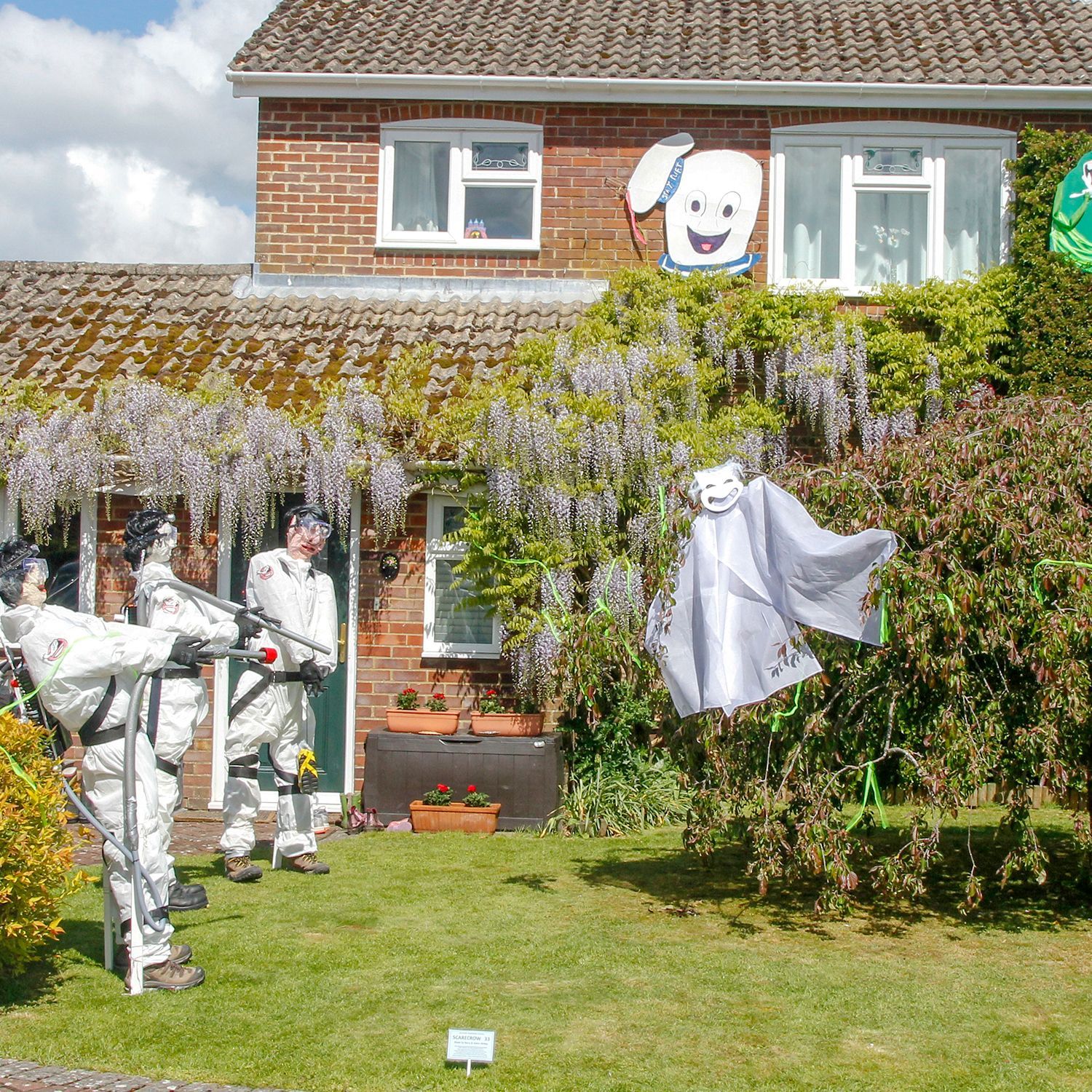 SCARECROW GHOSTBUSTERS