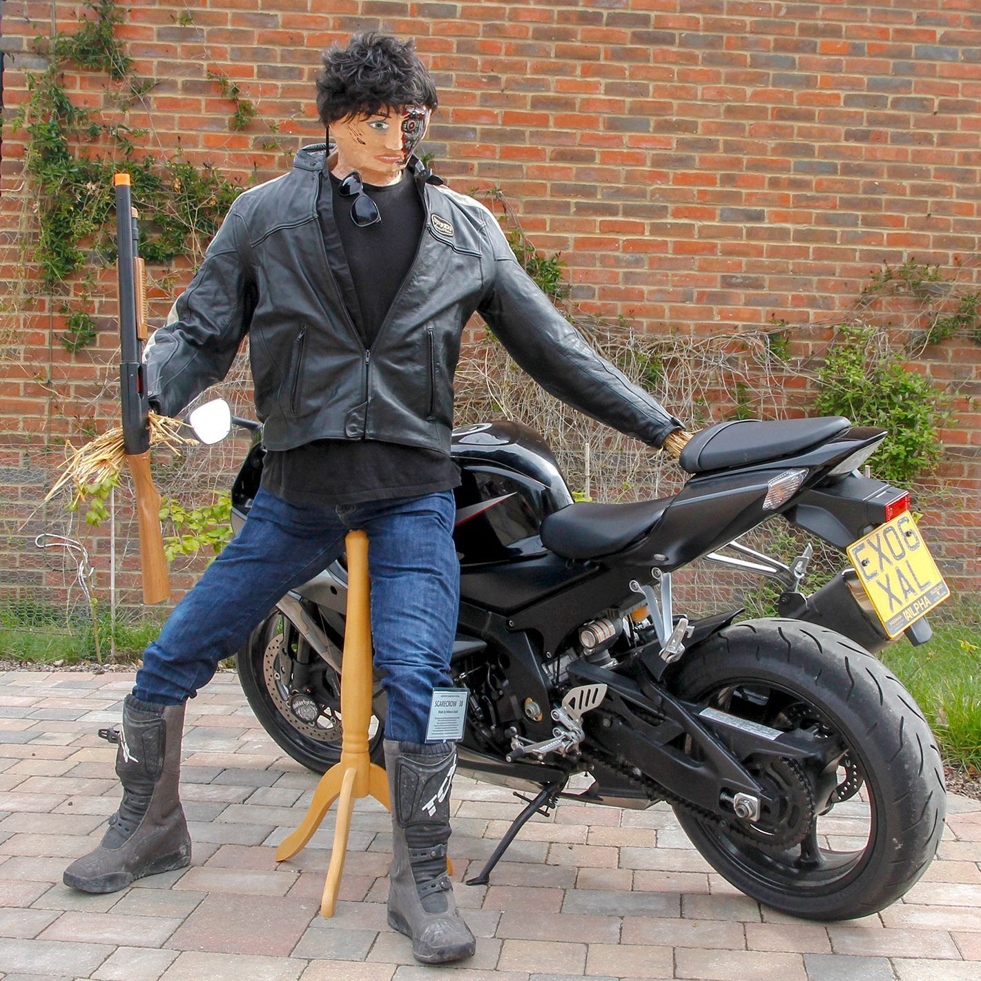 SCARECROW THE TERMINATOR