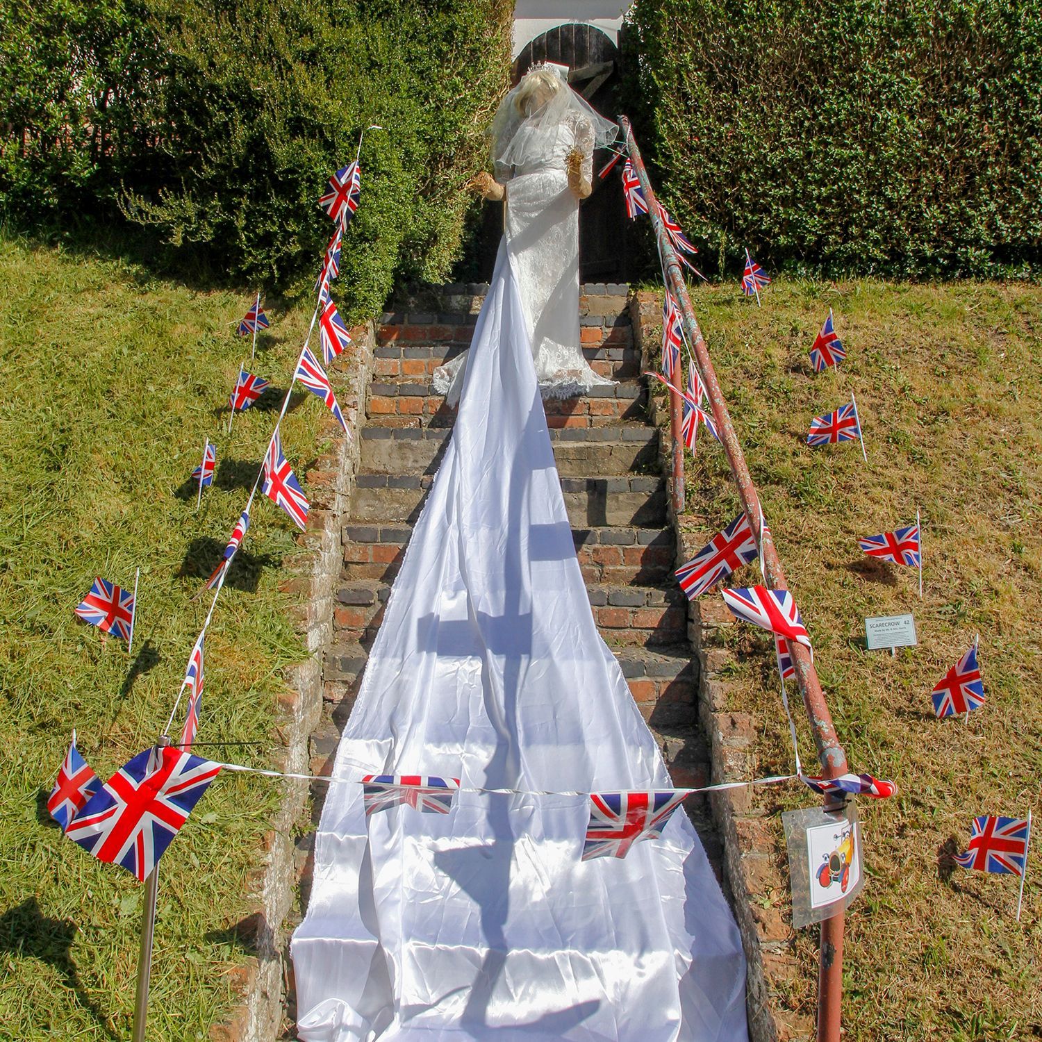 SCARECROW PRINCESS DIANA