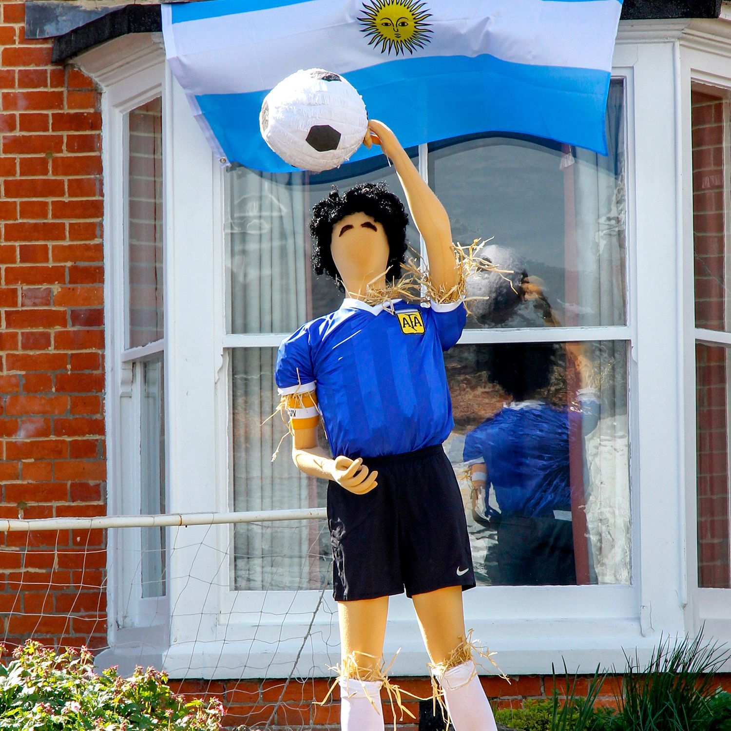 SCARECROW DIEGO MARADONNA