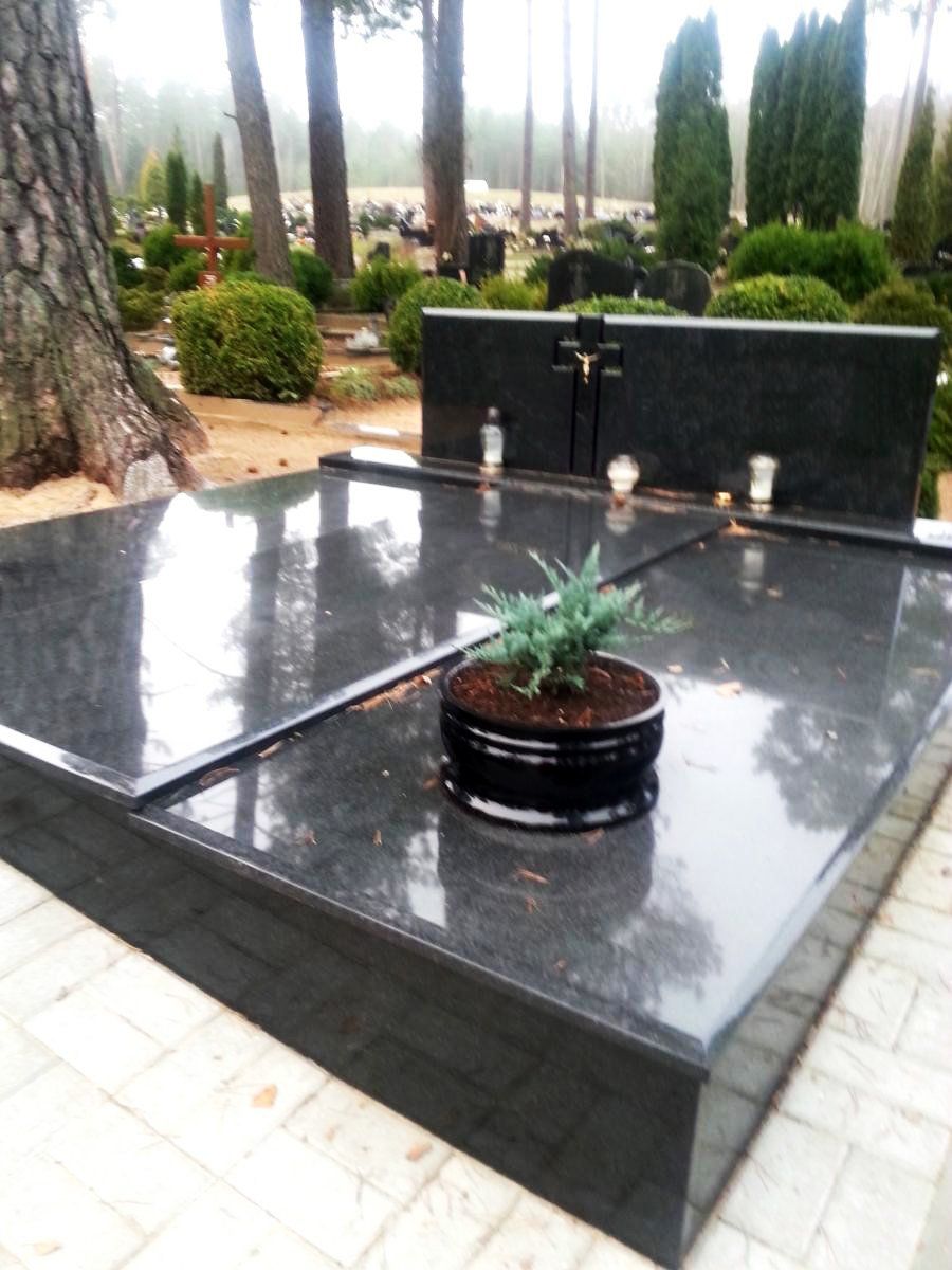 Kapaviečių uždangos