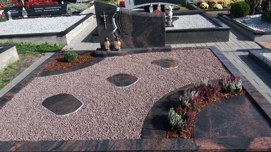 Dviejų dalių paminklai