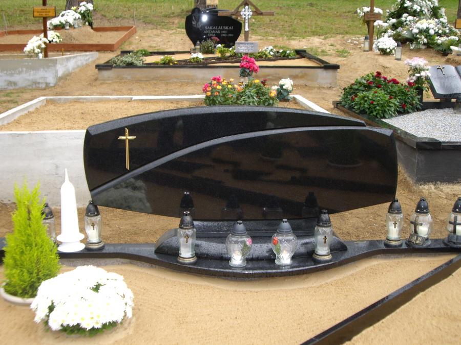 Vienos dalies paminklai