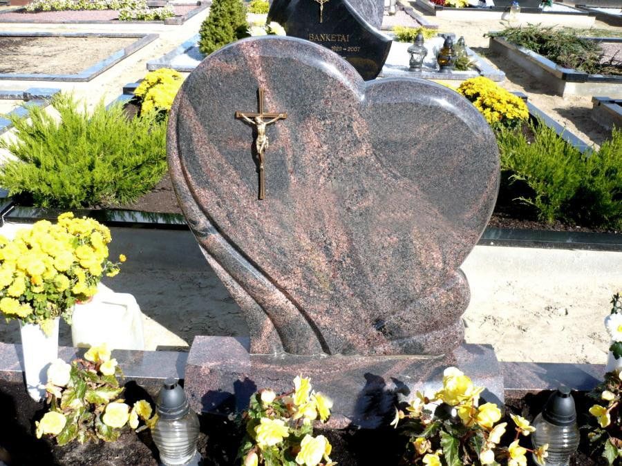 Vienos dalies paminklai