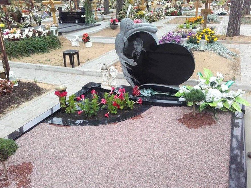 Vienos dalies paminklai