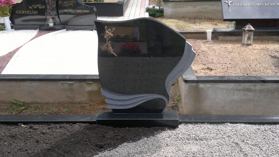 Vienos dalies paminklai