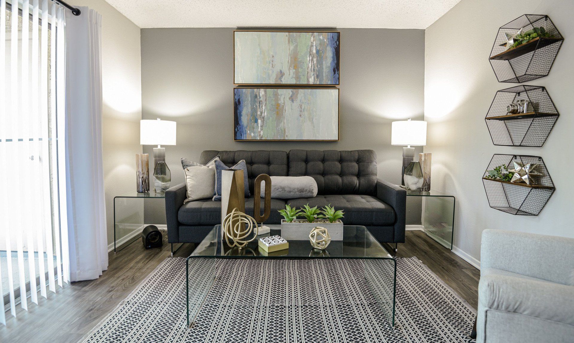 Living Room | The Regent