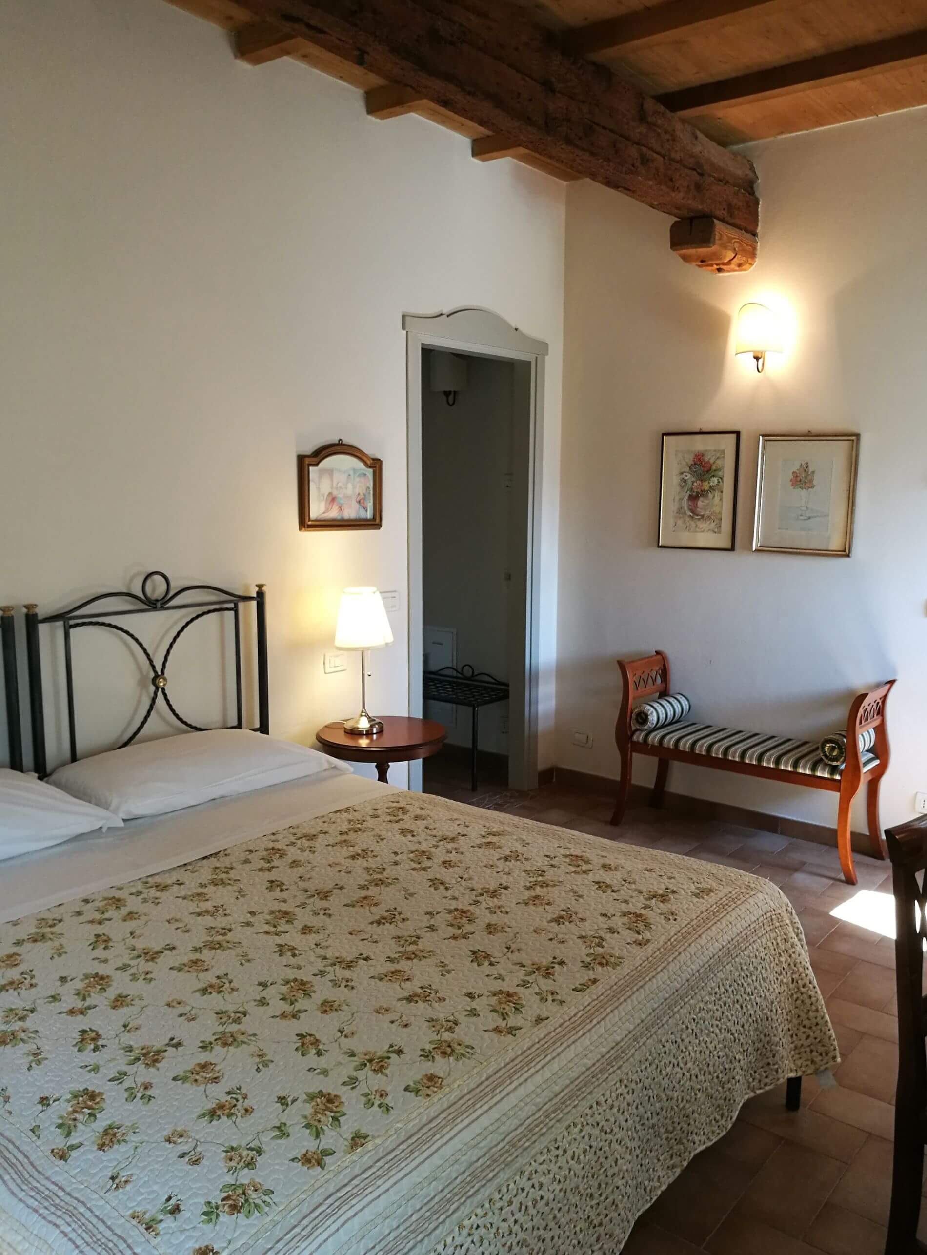 camera con letto matrimoniale in affitto