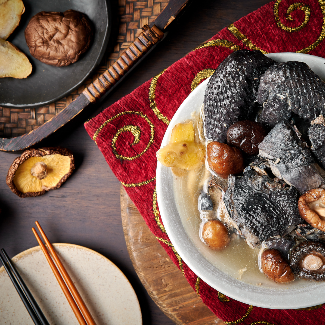 香菇烏骨雞湯(半雞）