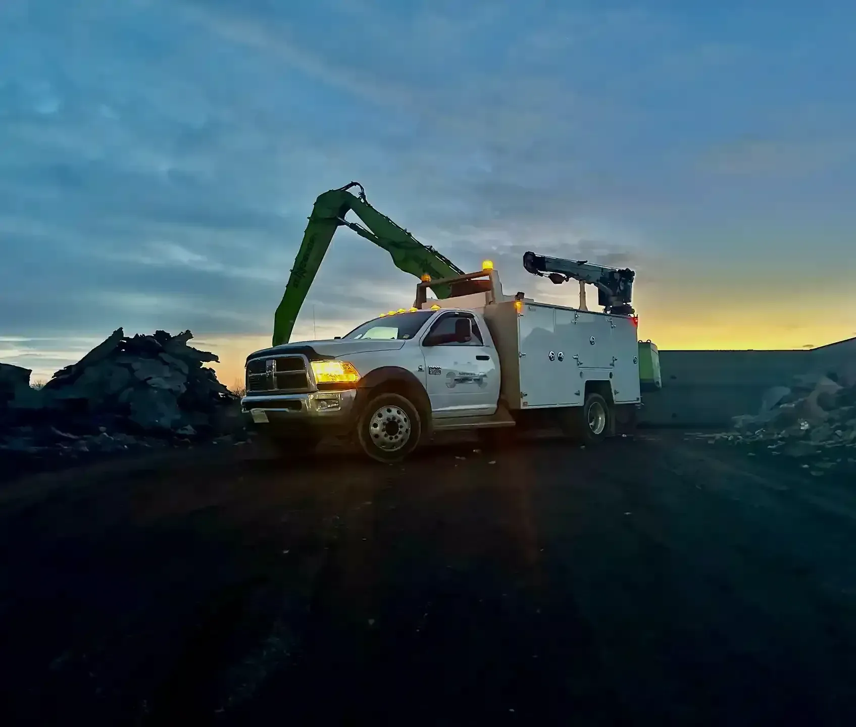 Equipment crane repair outside