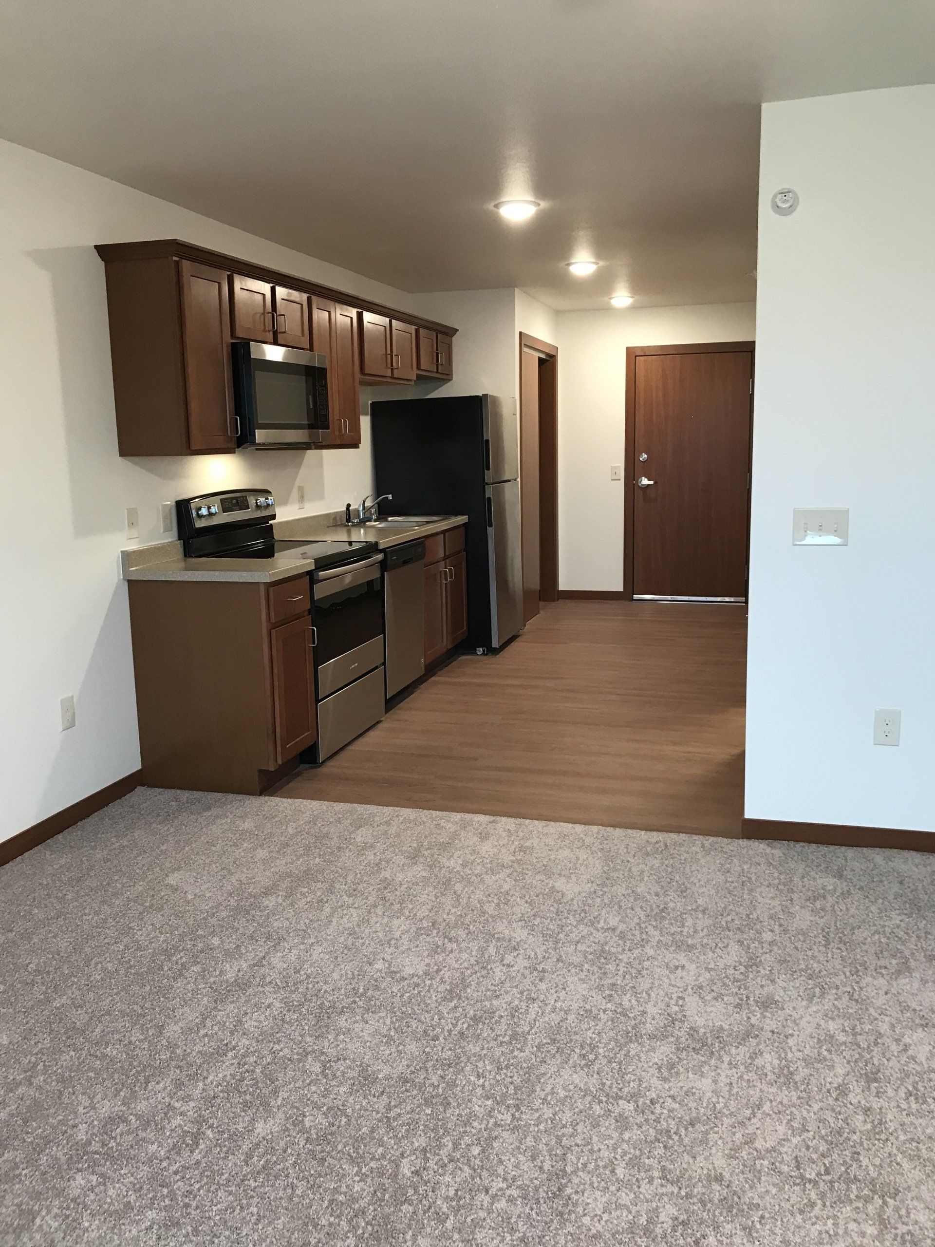 The Oaks on 20th Apartments gallery