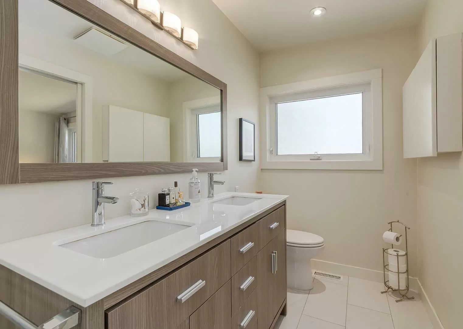 Precision Painting Okanagan Bathroom, Twin Lakes, BC