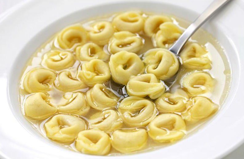 Tortellini in brodo