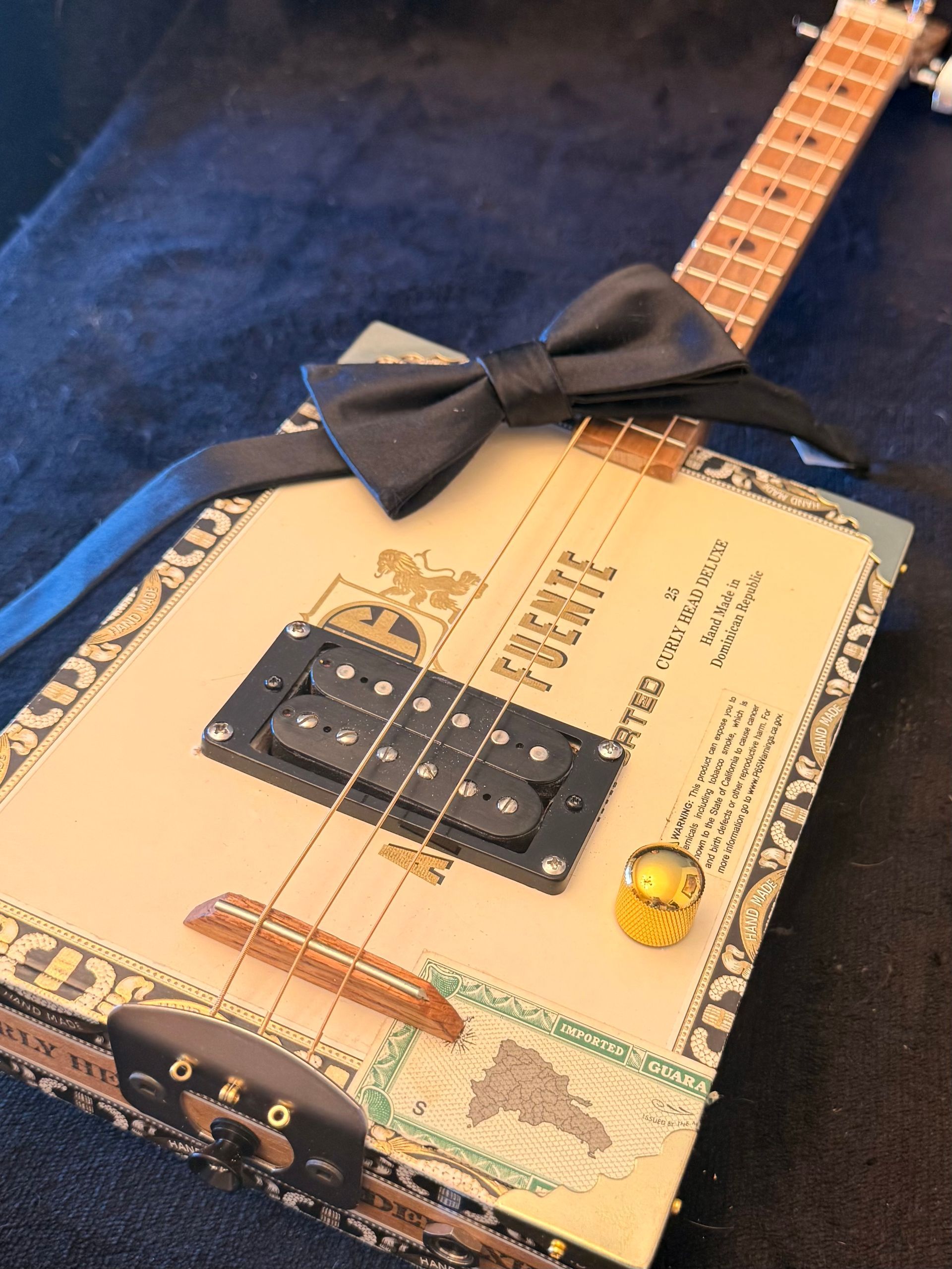 Custom Cigar Box “ Deluxe”