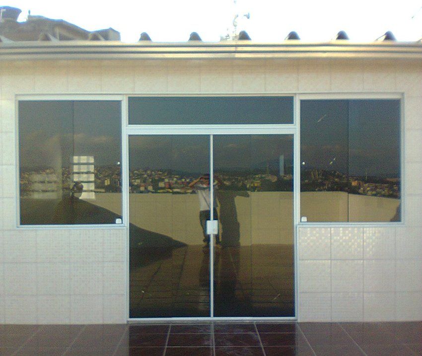 Serviço de Vidraçaria é na W R BOX
