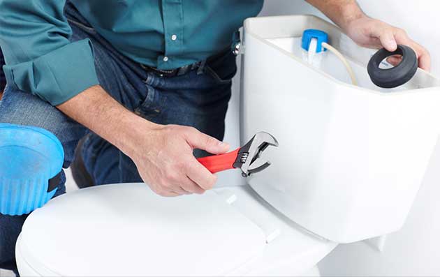 How to Unclog a Toilet Without a Plunger 