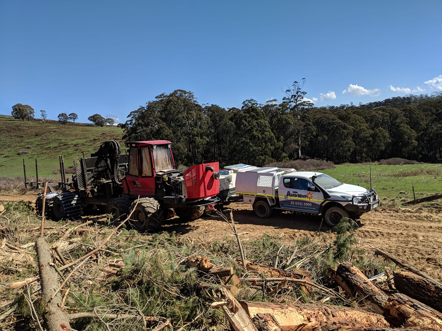Red Tractor — Mobile Auto Electrician in Kelso, NSW