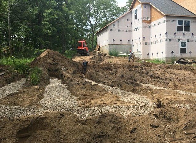 Excavation For Septic Tank - Flushing, MI - Don’s Septic Services