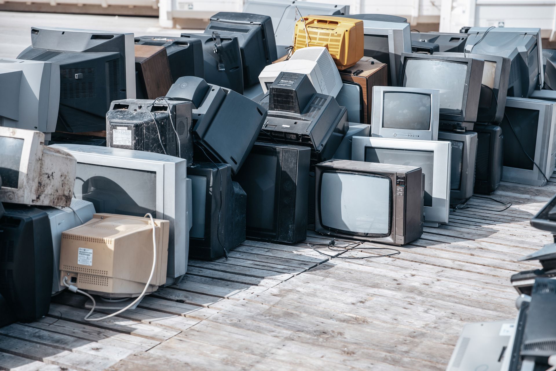 Van with Junk Appliances — Fresno, CA — Celan TV Recyclers & Junk Removal