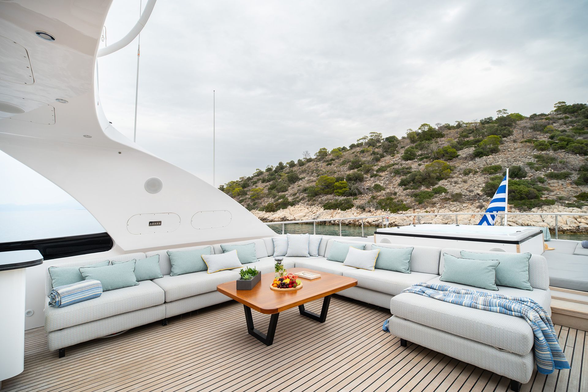 Maiora 126 motor yacht