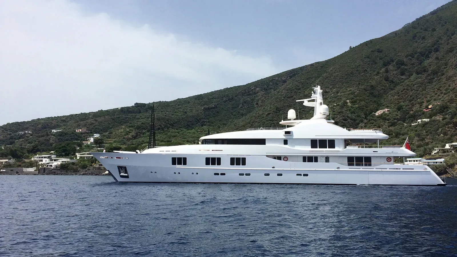 M/Y BARAKA M/Y BARAKA YACHT IN KEFALONIA