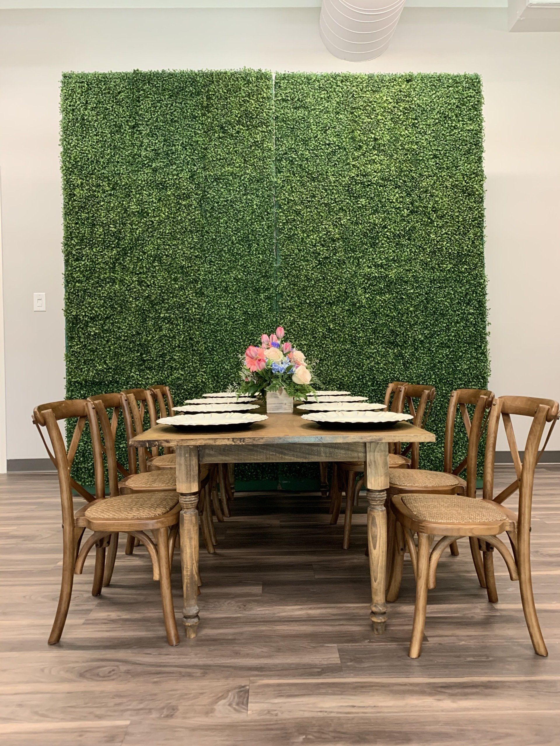 Accent pillows with their color names.