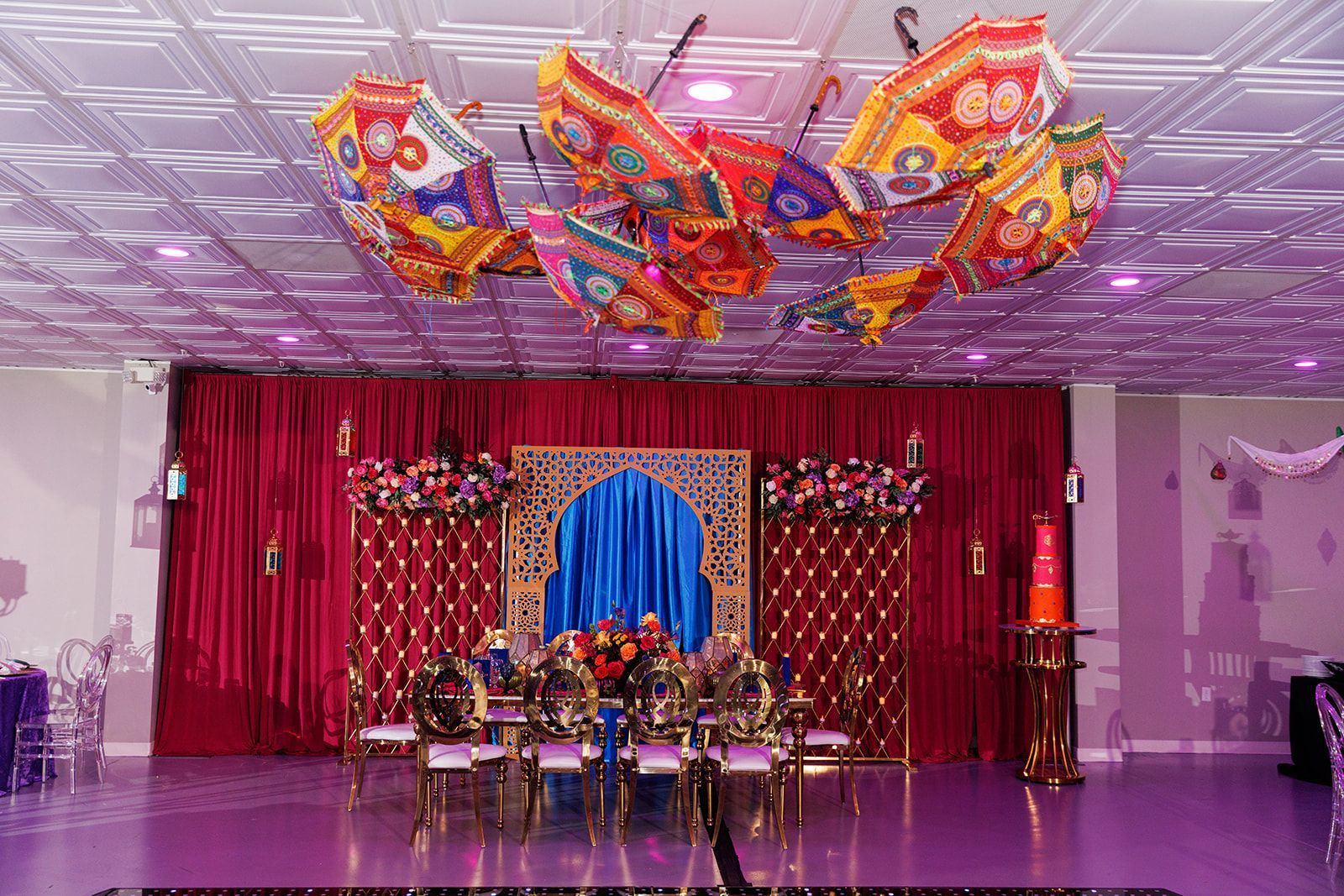 Event venue & decor, balloons, drapes, centerpieces in Fayetteville