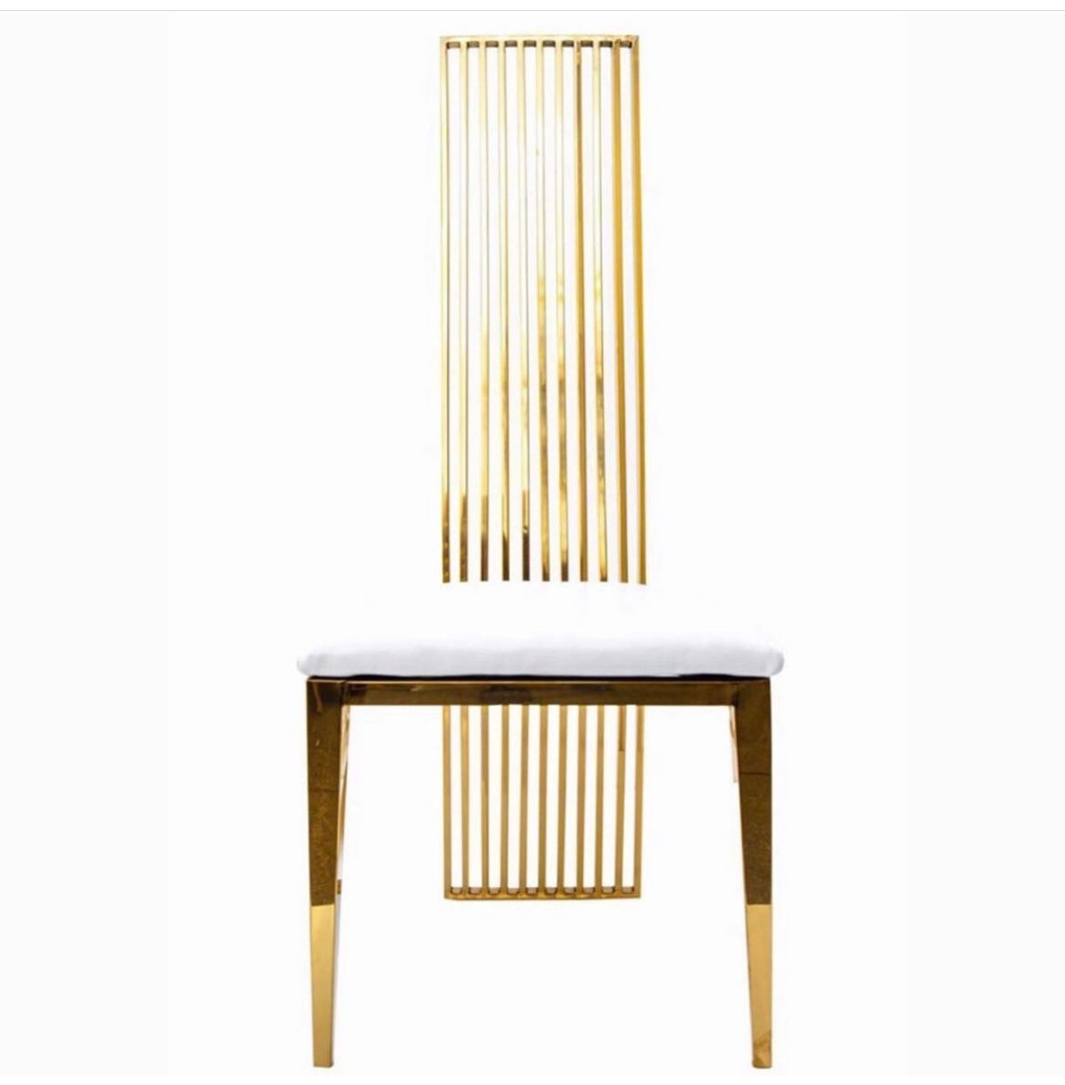 Kids throne with gold trim