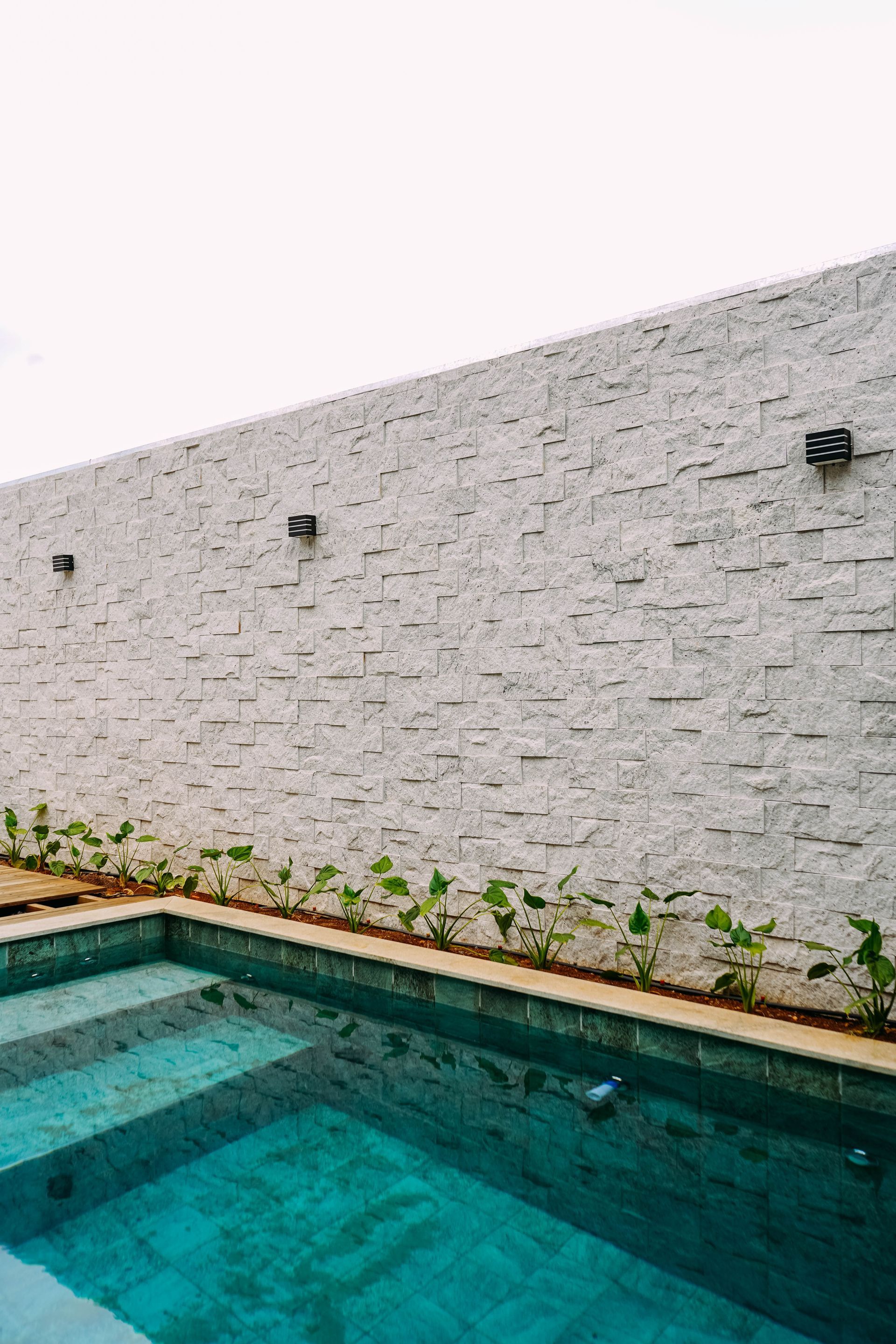 Bossa Nova 11,5x23 piscina