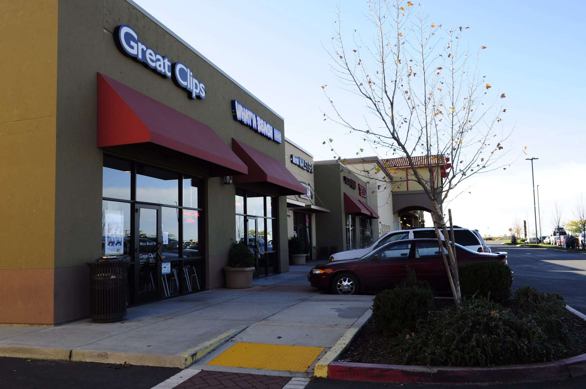 Great Clips Painting