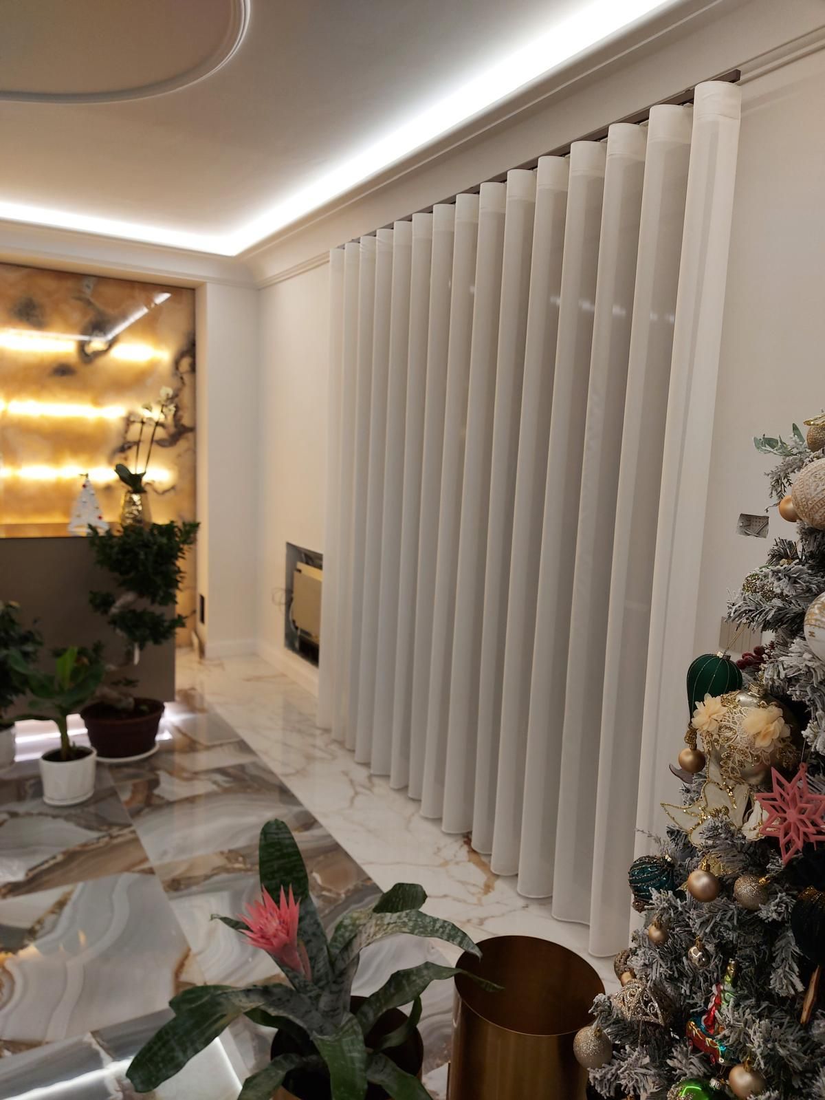 Tende da interni bianche soggiorno Tendaggi Sferrazza Racalmuto Agrigento