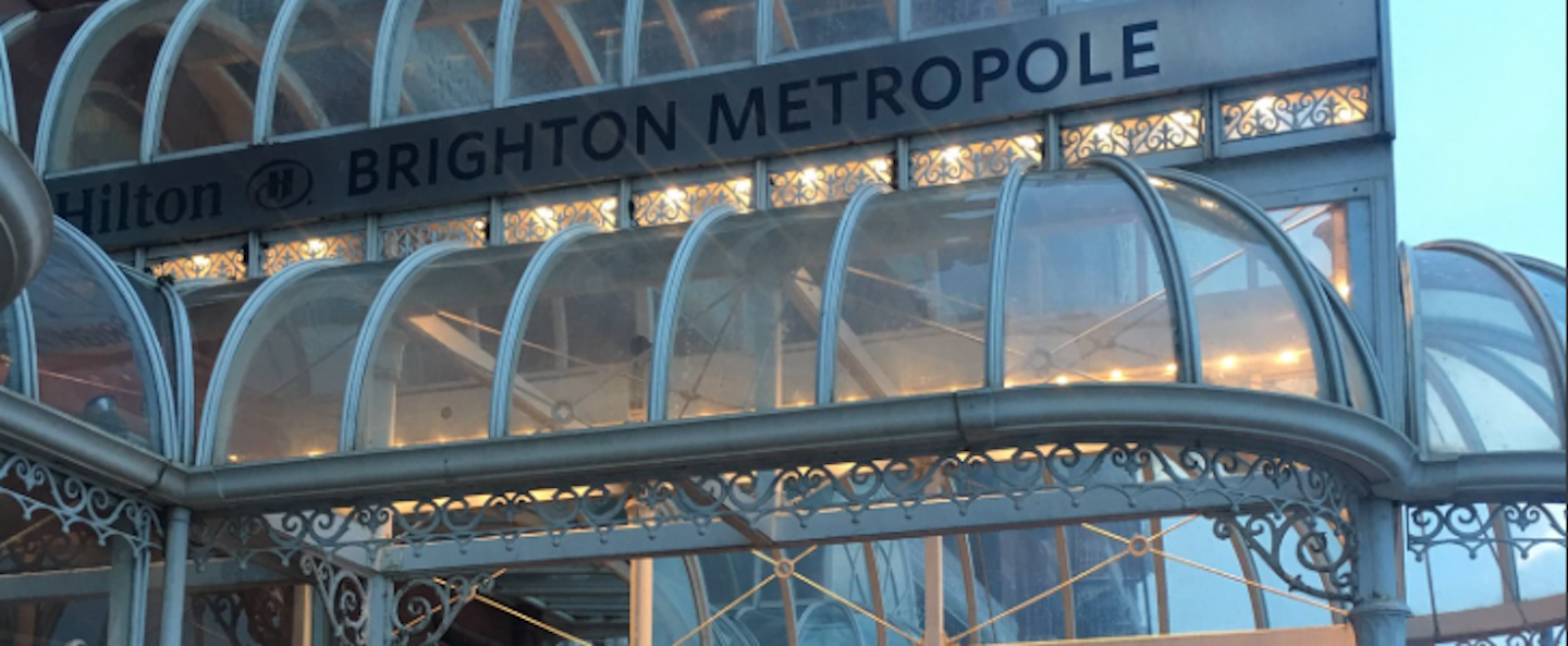 brighton seafront hotel having Pure water window cleaning technology