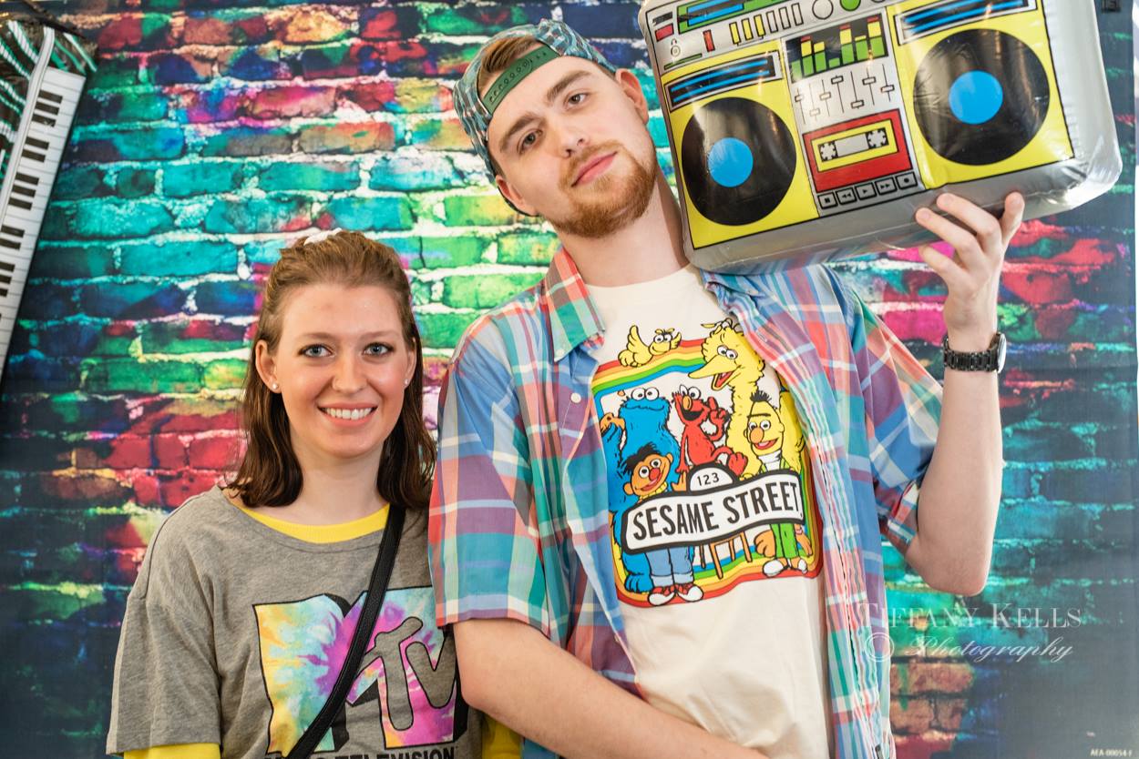 bella vue events back to the 90's bar crawl