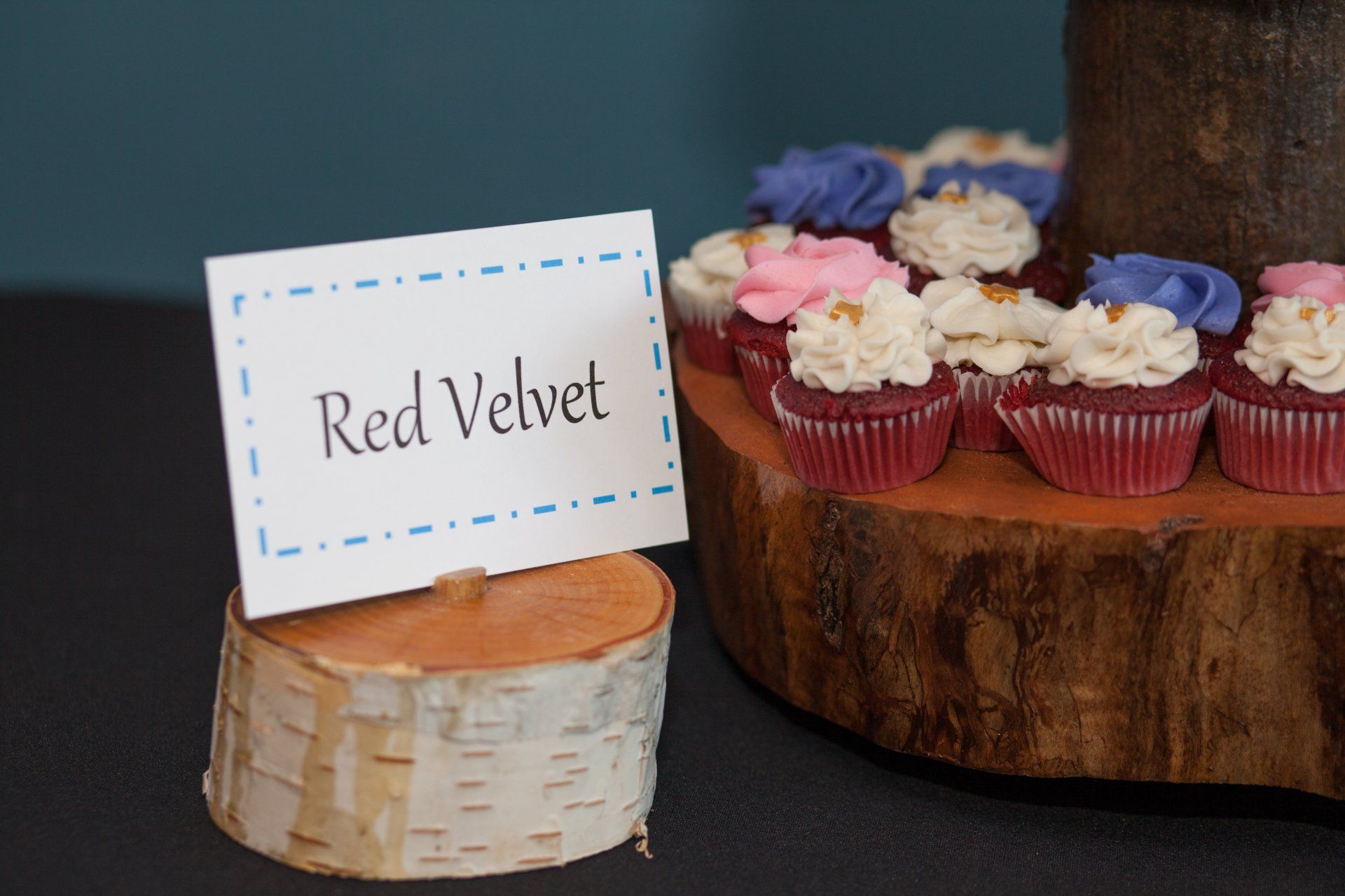 redvelvet BellaVueEvents centerpiece center piece redvelvet cupcakes mini cupcakes table number wood