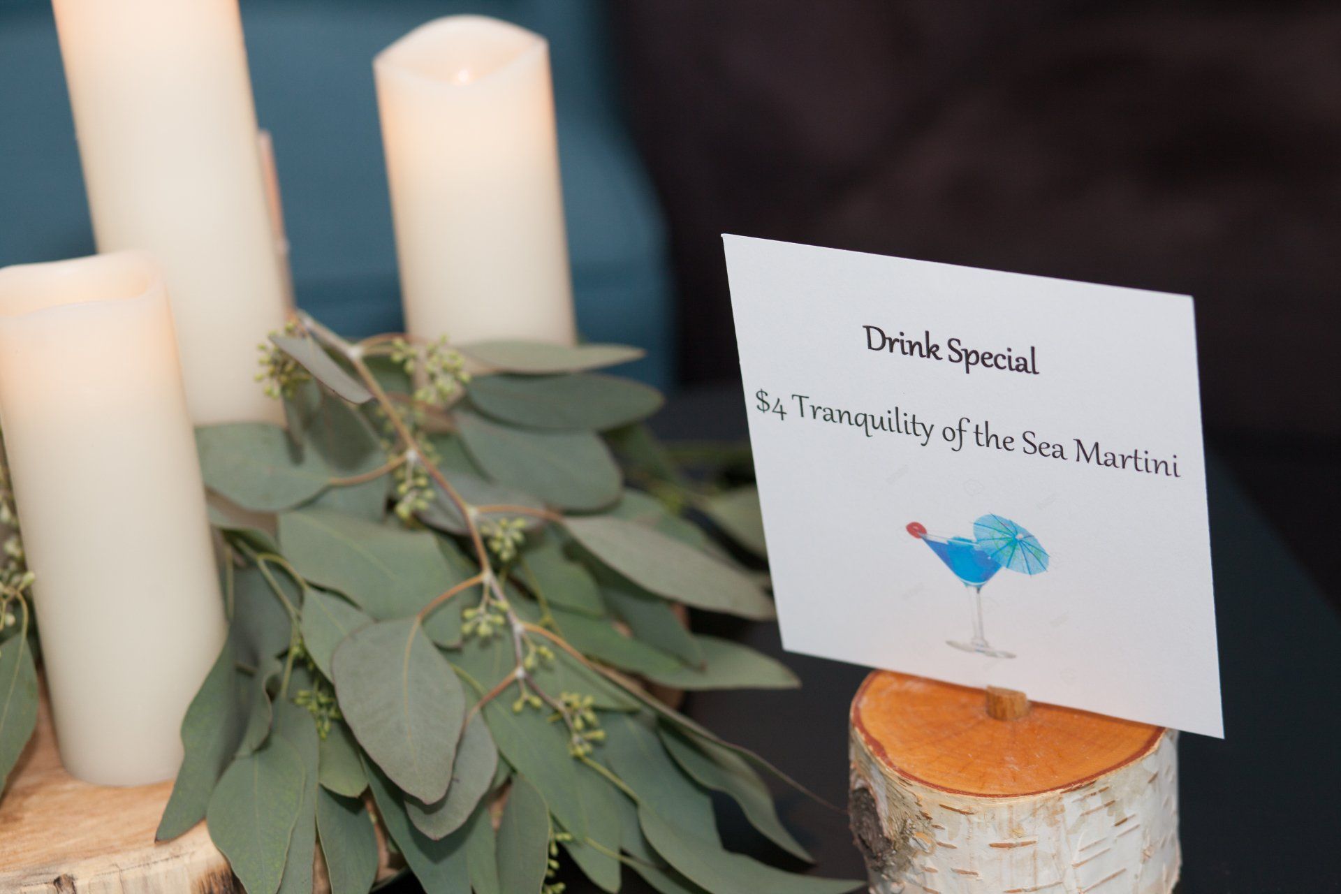 BellaVueEvents table decor eucalyptus