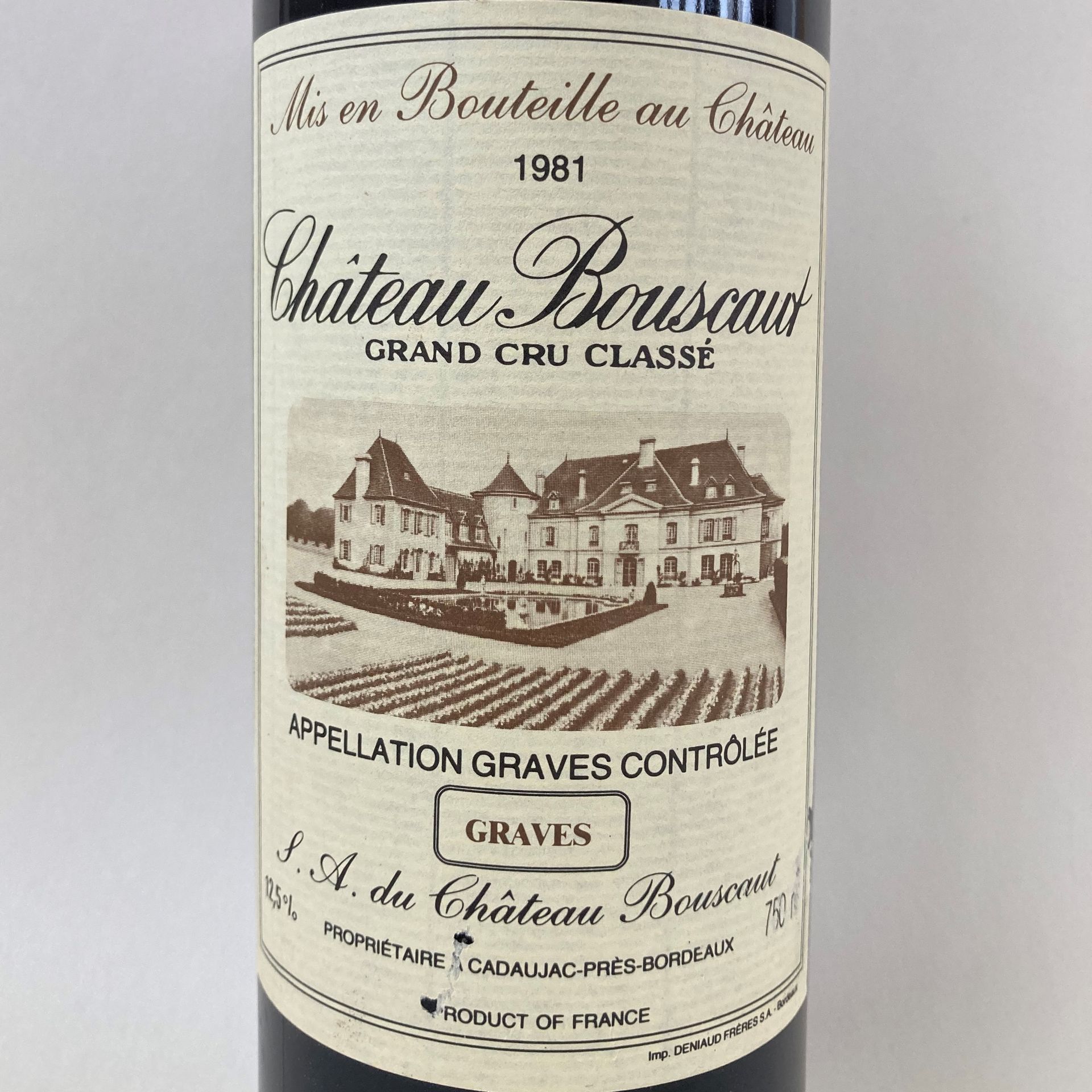 Het label van een fles Chateau Bouscaut 1981