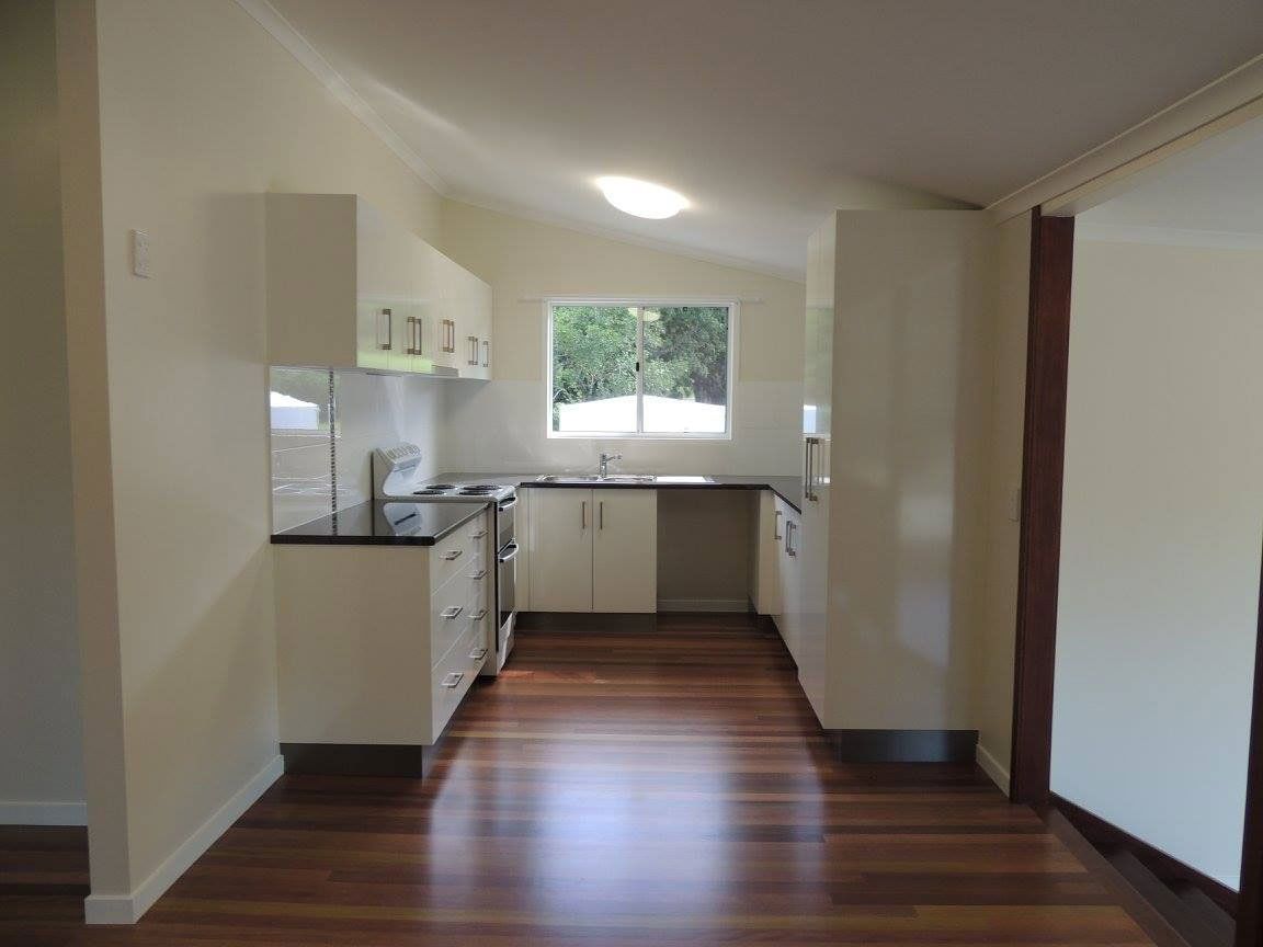 Newly Renovated Kitchen - Home & Renovation Builders In Palm Grove, QLD
