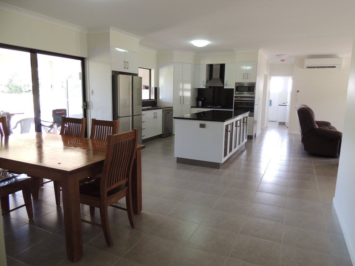 Dining And Kitchen Area - Home & Renovation Builders In Palm Grove, QLD