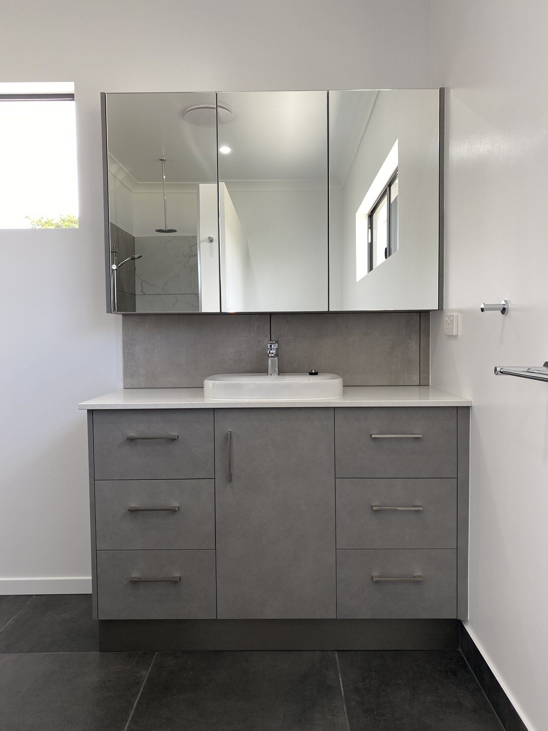 Bathroom Vanity - Home & Renovation Builders In Palm Grove, QLD
