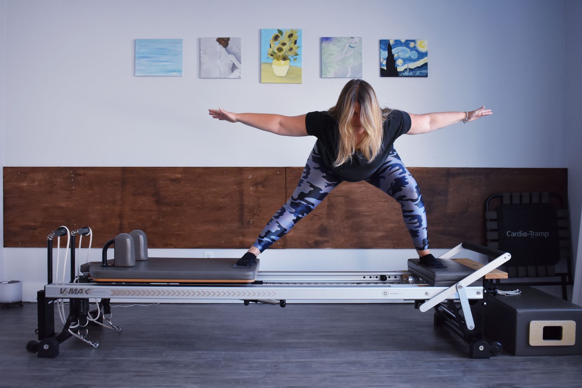 Reformer, group classes, Pilates, London Ontario, Studio, Pilates Studio, Small group, fitness, exercise