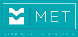 Logo per MET studio di fisioterapia su sfondo turchese, con icona e testo bianchi.