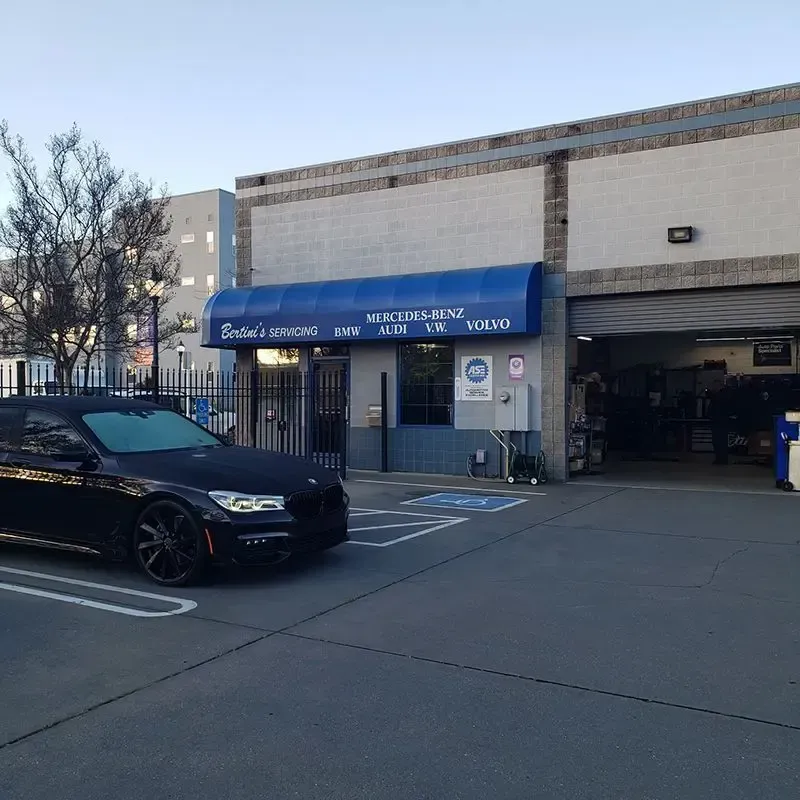 Service Shop Image | Bertinis German Motors